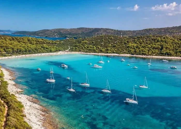 Πανσιόν Square Luxury Boutique