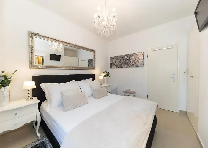 Square Luxury Boutique 3* Ζαντάρ