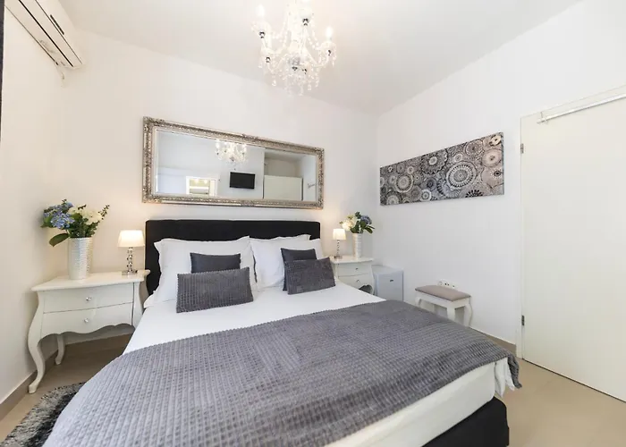 Square Luxury Boutique 3* Ζαντάρ
