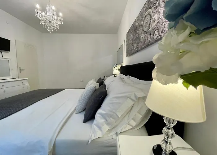 Square Luxury Boutique Zadar