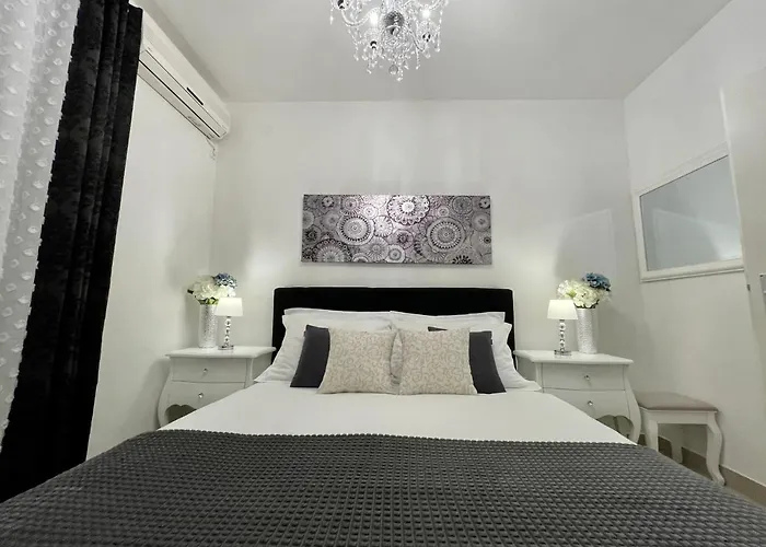 Square Luxury Boutique Penzion Zadar